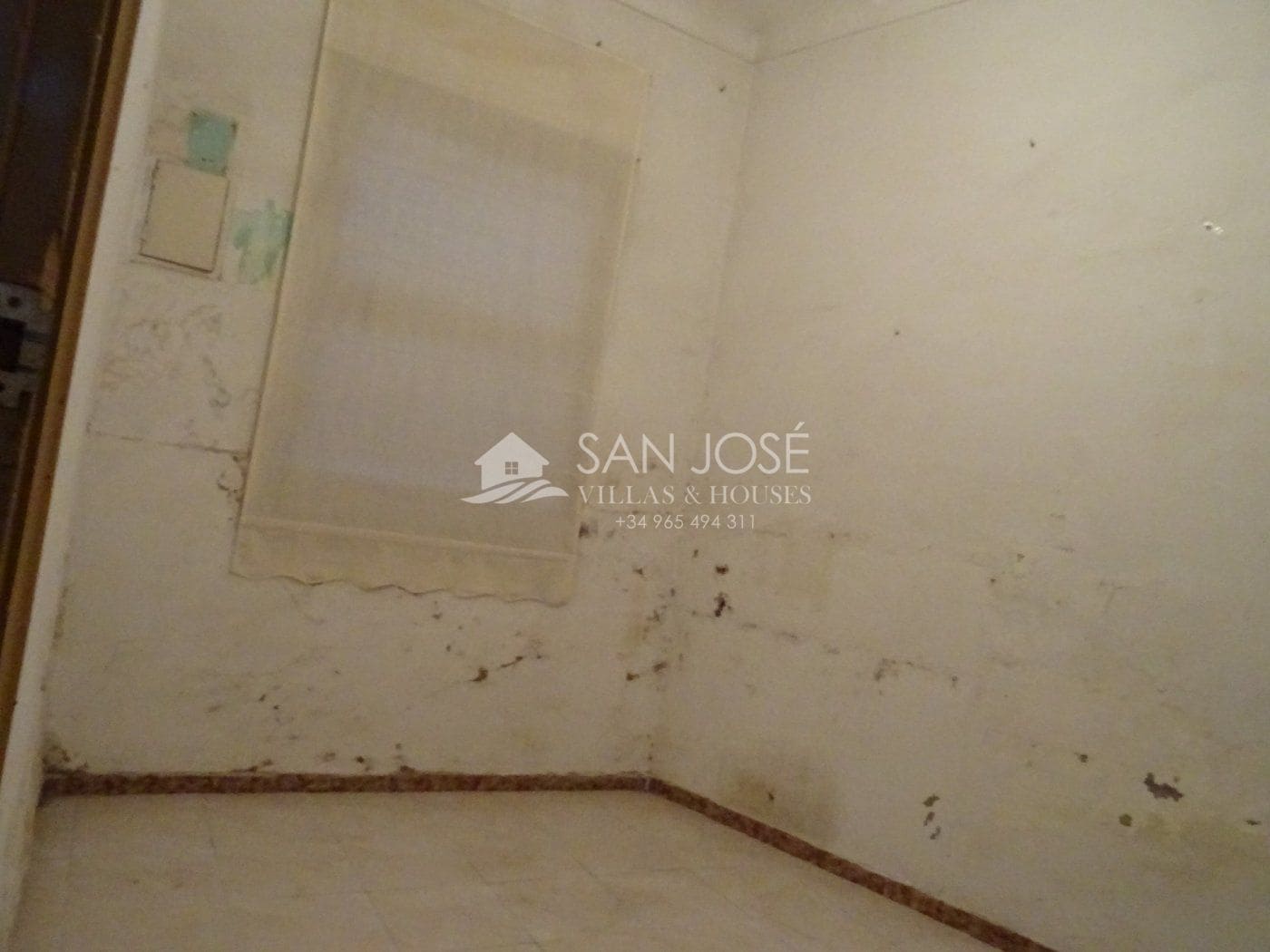 8 Zimmer Haus zu verkaufen in Aspe - 96.050 € (Ref: 6195394)