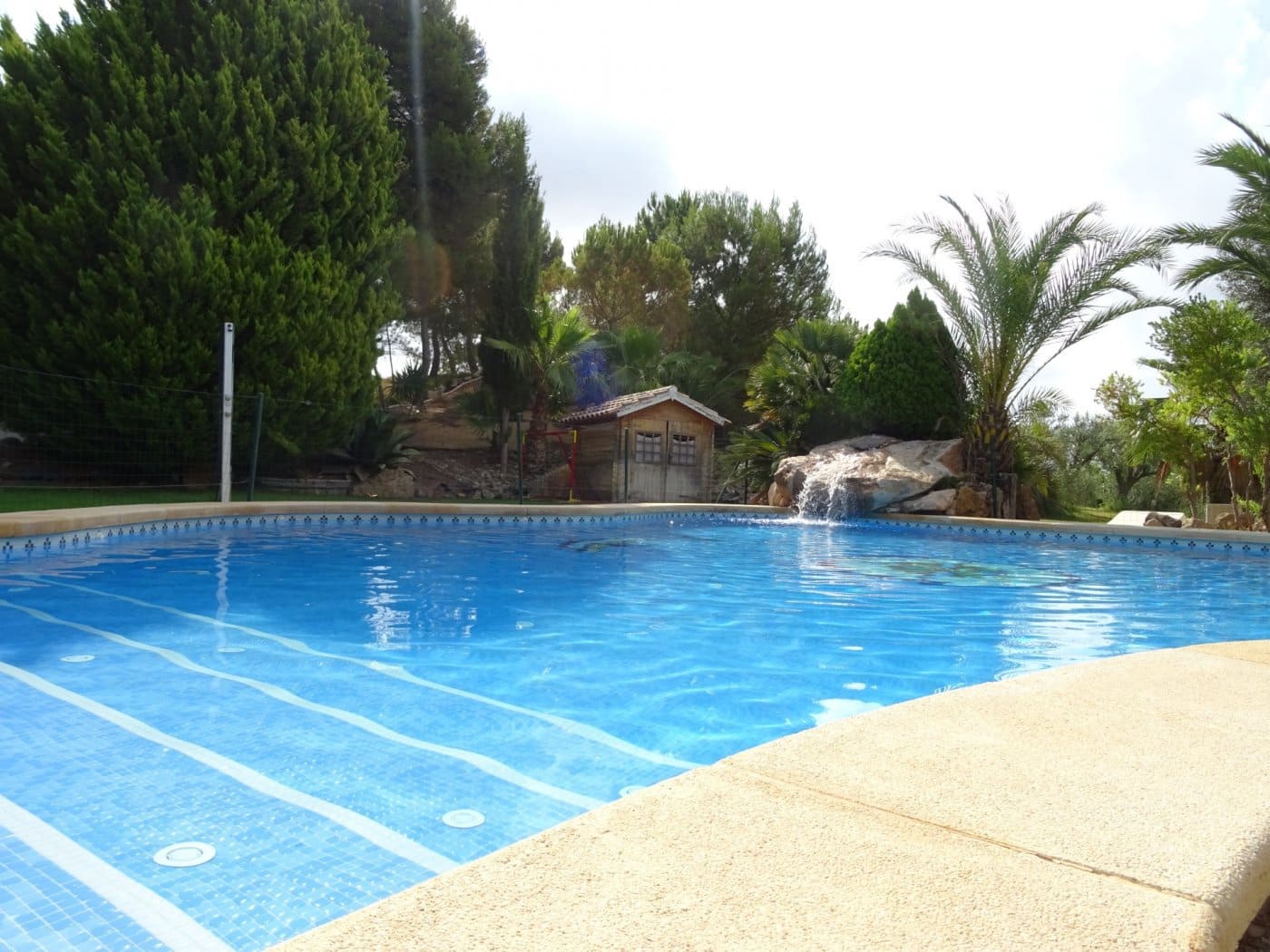 5 bedroom Villa for sale in Agost with pool garage - € 424,200 (Ref: 6195400)