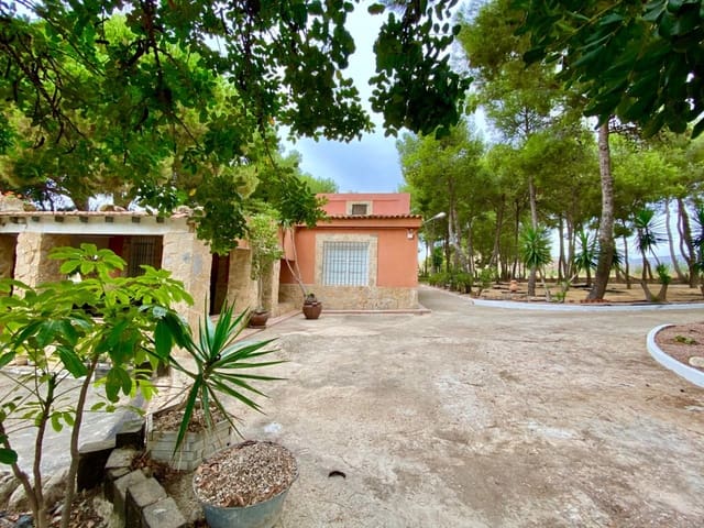 5 bedroom Villa for sale in Agost with pool garage - € 424,200 (Ref: 6195400)