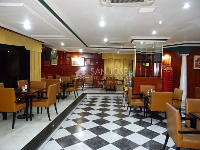 Entreprise à vendre à Aspe - 800 000 € (Ref: 6195407)