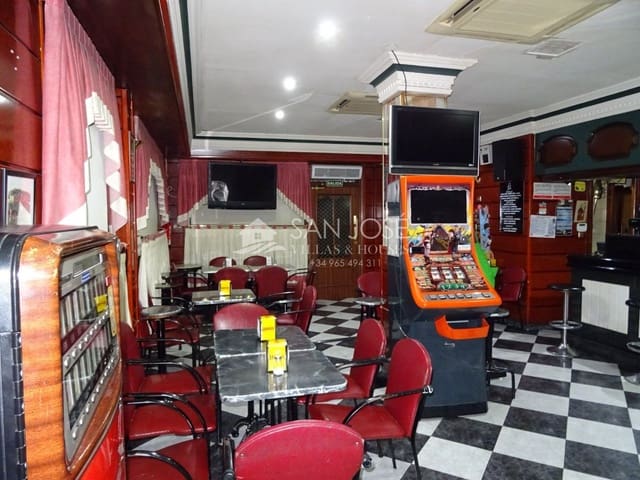 Entreprise à vendre à Aspe - 800 000 € (Ref: 6195407)