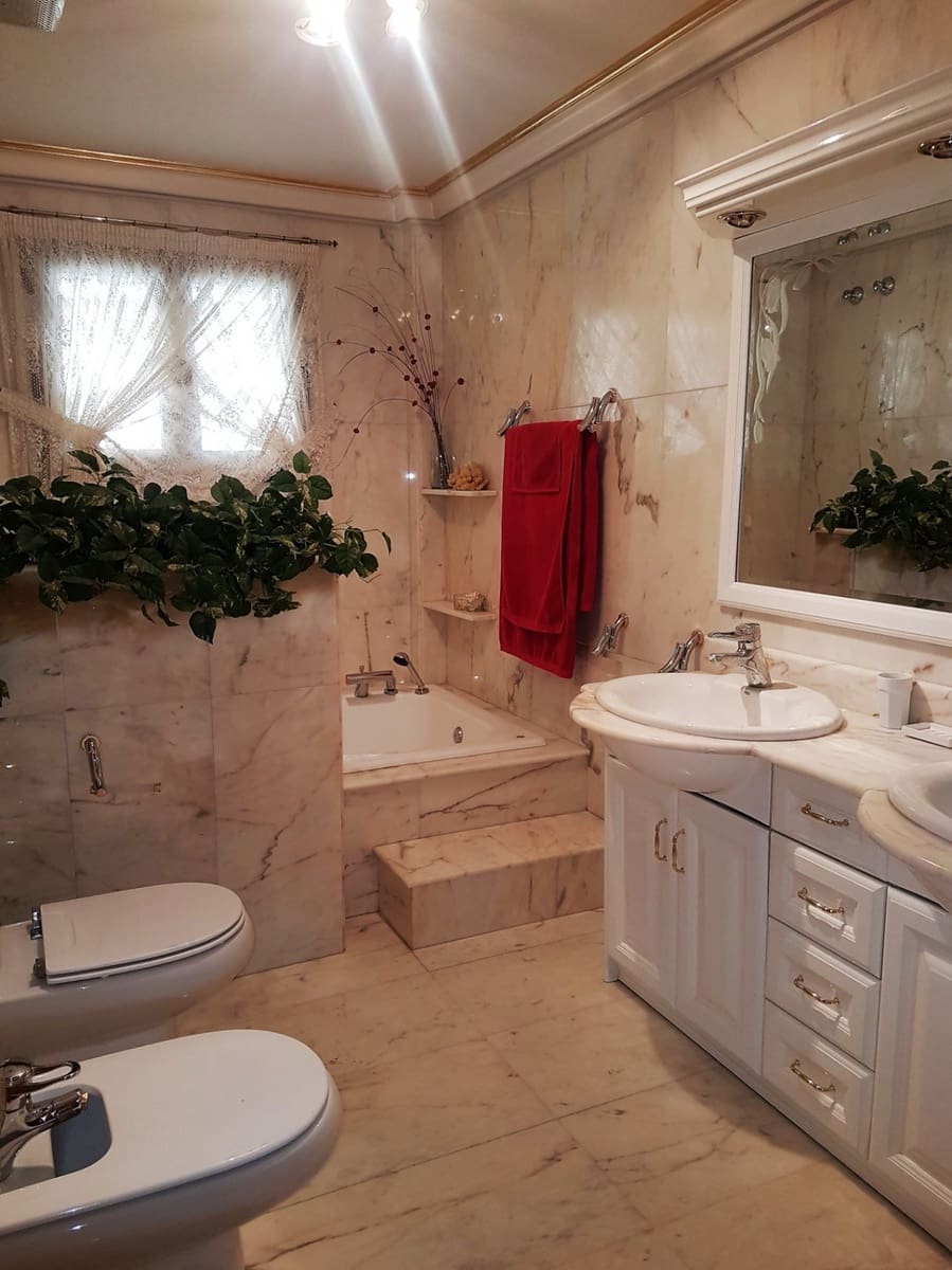 4 chambre Villa/Maison à vendre à Novelda avec garage - 900 545 € (Ref: 6195444)