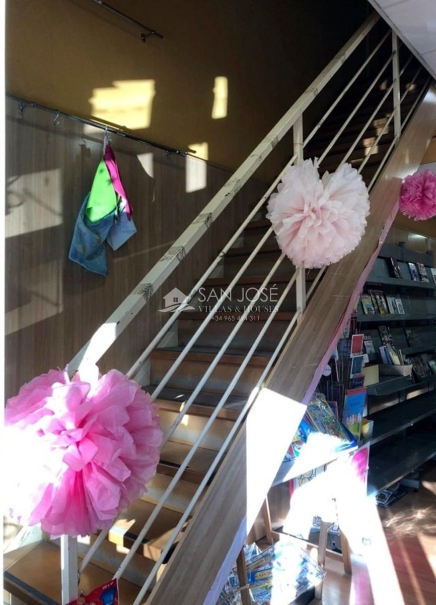 Kommersiell till salu i Alicante stad - 157 500 € (Ref: 6195527)