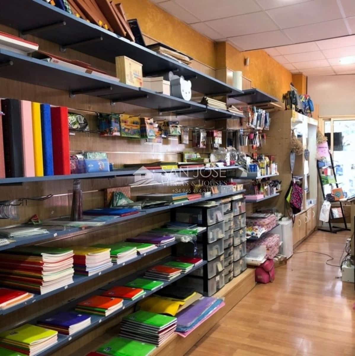 Kommersiell till salu i Alicante stad - 157 500 € (Ref: 6195527)