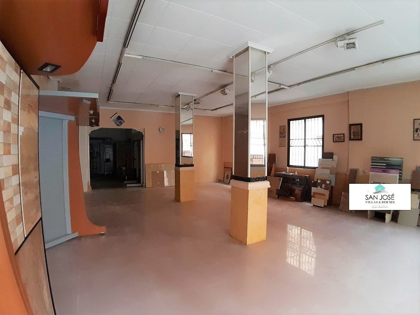 Commercieel te koop in Novelda - € 156.050 (Ref: 6195550)