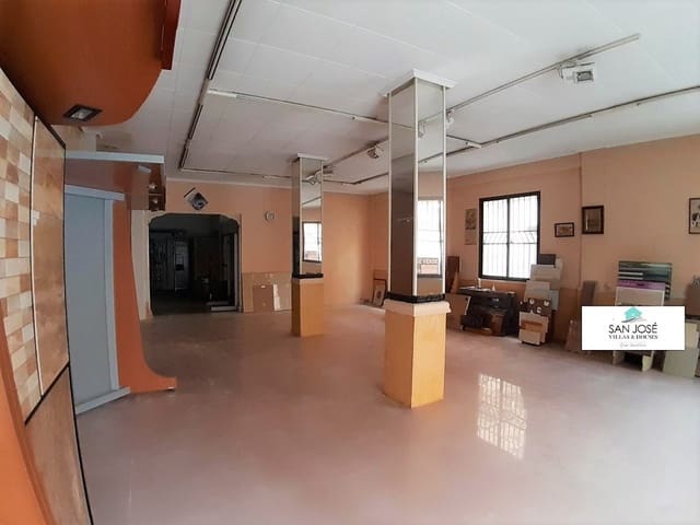 Commercieel te koop in Novelda - € 156.050 (Ref: 6195550)