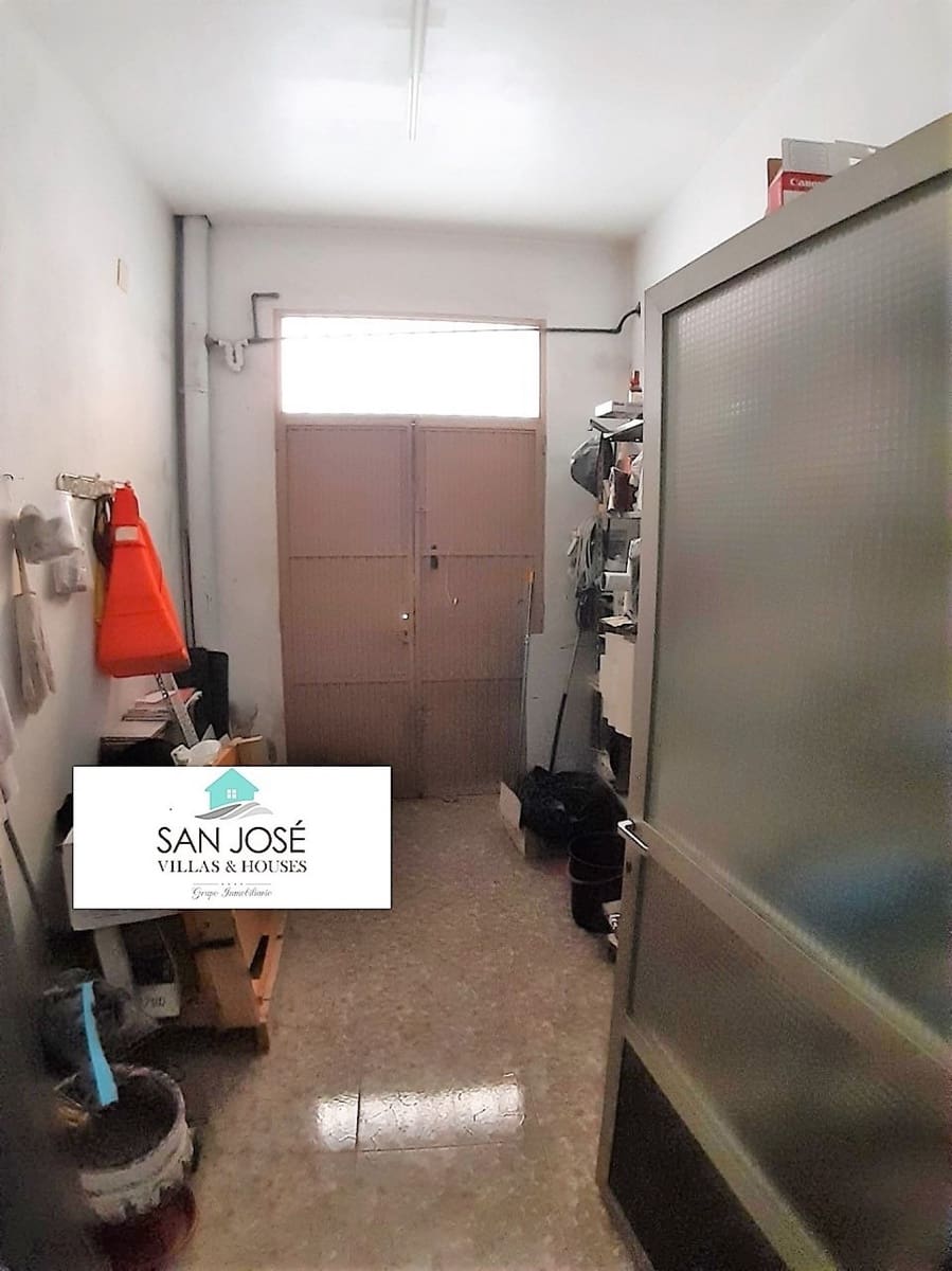 Commercieel te koop in Novelda - € 156.050 (Ref: 6195550)