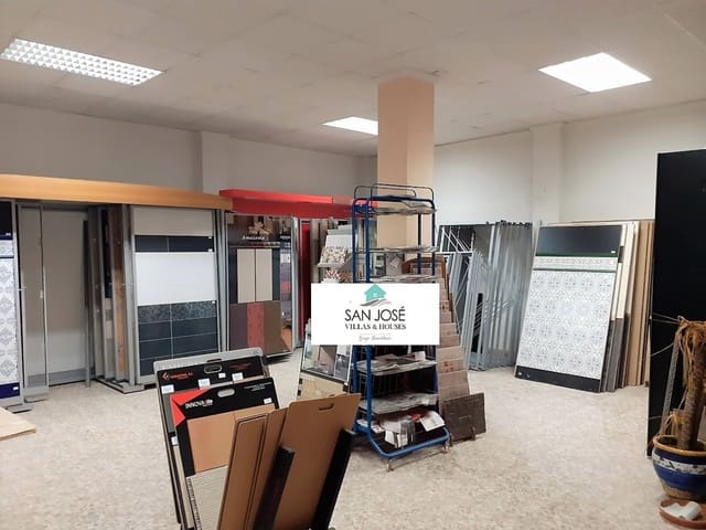 Commercieel te koop in Novelda - € 156.050 (Ref: 6195550)