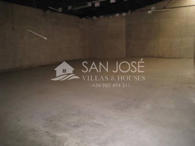 Entreprise à vendre à Aspe - 300 000 € (Ref: 6195652)