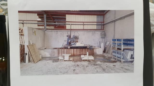 Business for sale in Novelda - € 550,000 (Ref: 6195661)