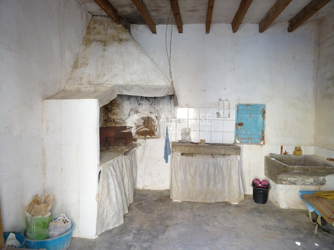 4 sypialnia Finka/Dom wiejski na sprzedaż w La Canalosa - 96 260 € (Ref: 6195694)