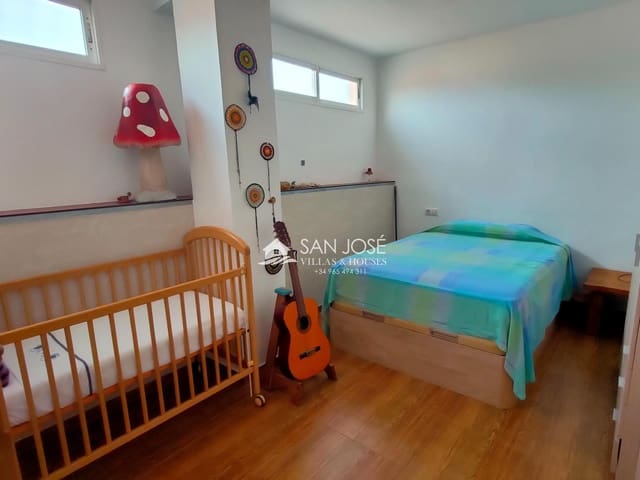 Chalet de 2 habitaciones en La Romana en venta con piscina - 324.520 € (Ref: 6195881)