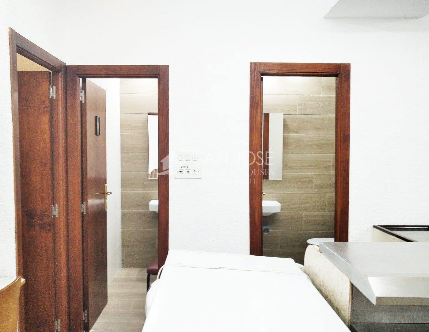 Kaupallinen myytävänä paikassa Elche / Elx - 156 050 € (Ref: 6196020)