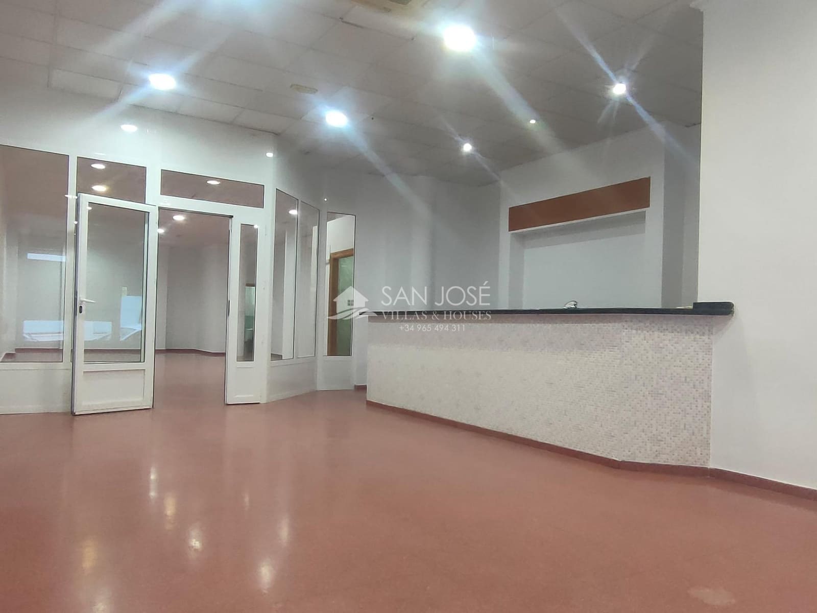 Commercial for sale in Aspe - € 126,000 (Ref: 6196116)