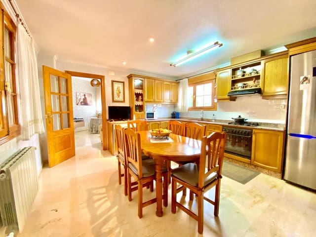 4 sovrum Radhus till salu i Elda - 290 527 € (Ref: 6196124)