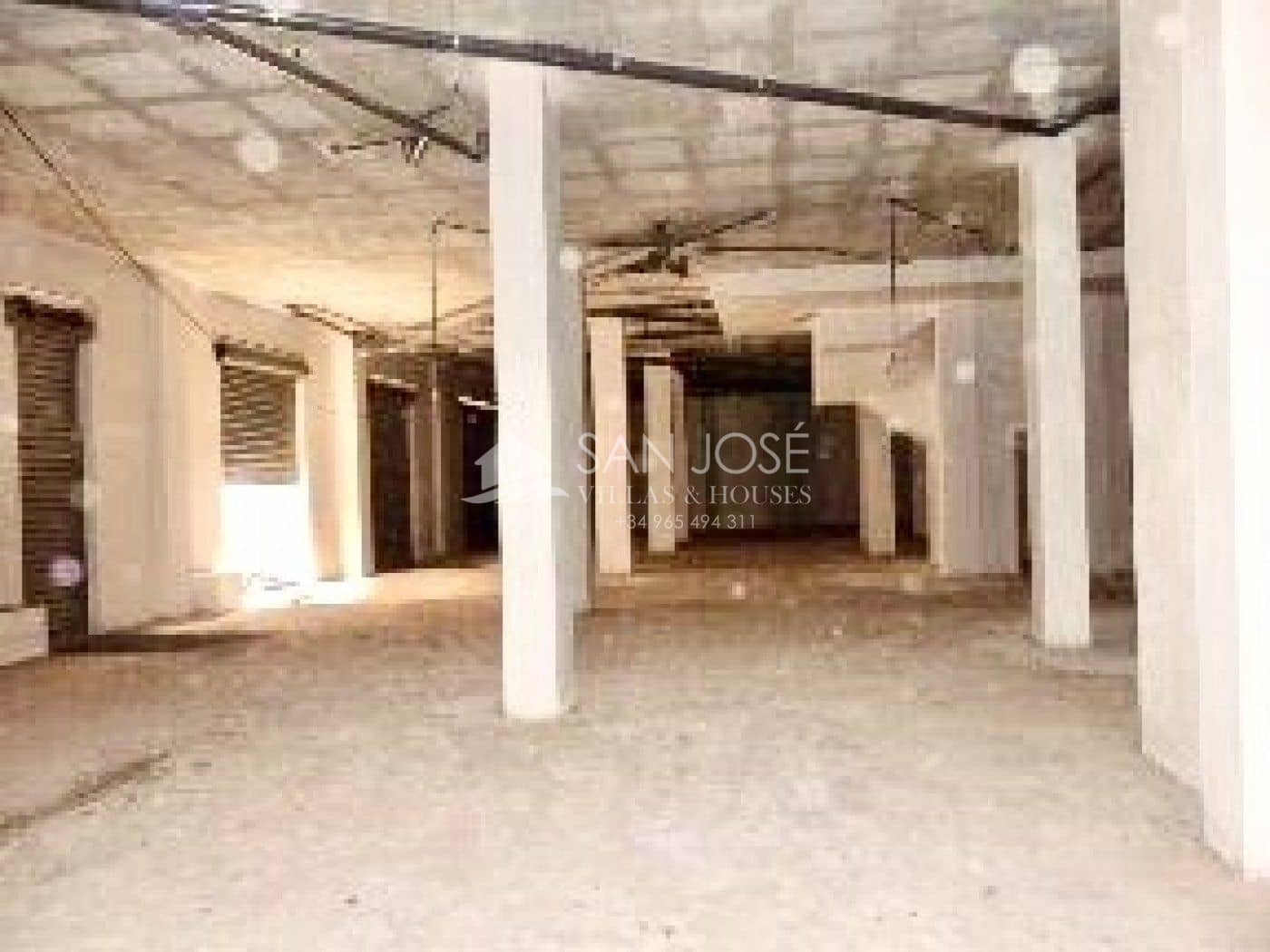 Komercyjne na sprzedaż w Elche / Elx - 850 000 € (Ref: 6196229)