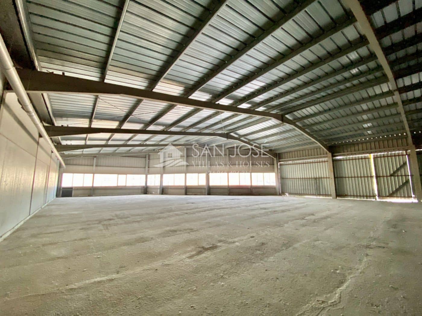 Virksomhed til salg i Sax - € 750.000 (Ref: 6196230)