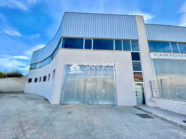 Bedrift til salgs i Sax - € 750 000 (Ref: 6196230)