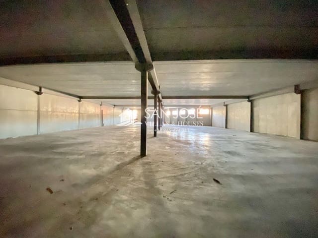 Bedrift til salgs i Sax - € 750 000 (Ref: 6196230)