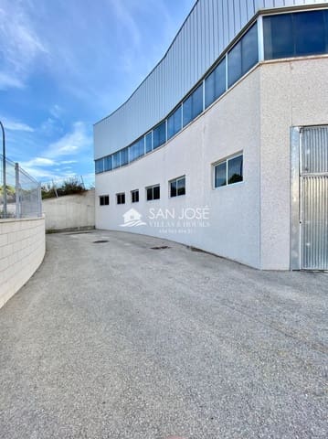 Bedrift til salgs i Sax - € 750 000 (Ref: 6196230)