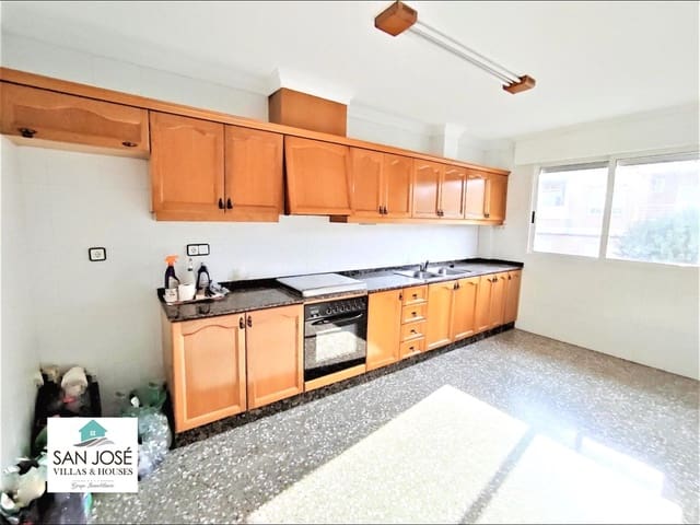 3 sovrum Radhus till salu i Petrel / Petrer med garage - 179 260 € (Ref: 6196299)