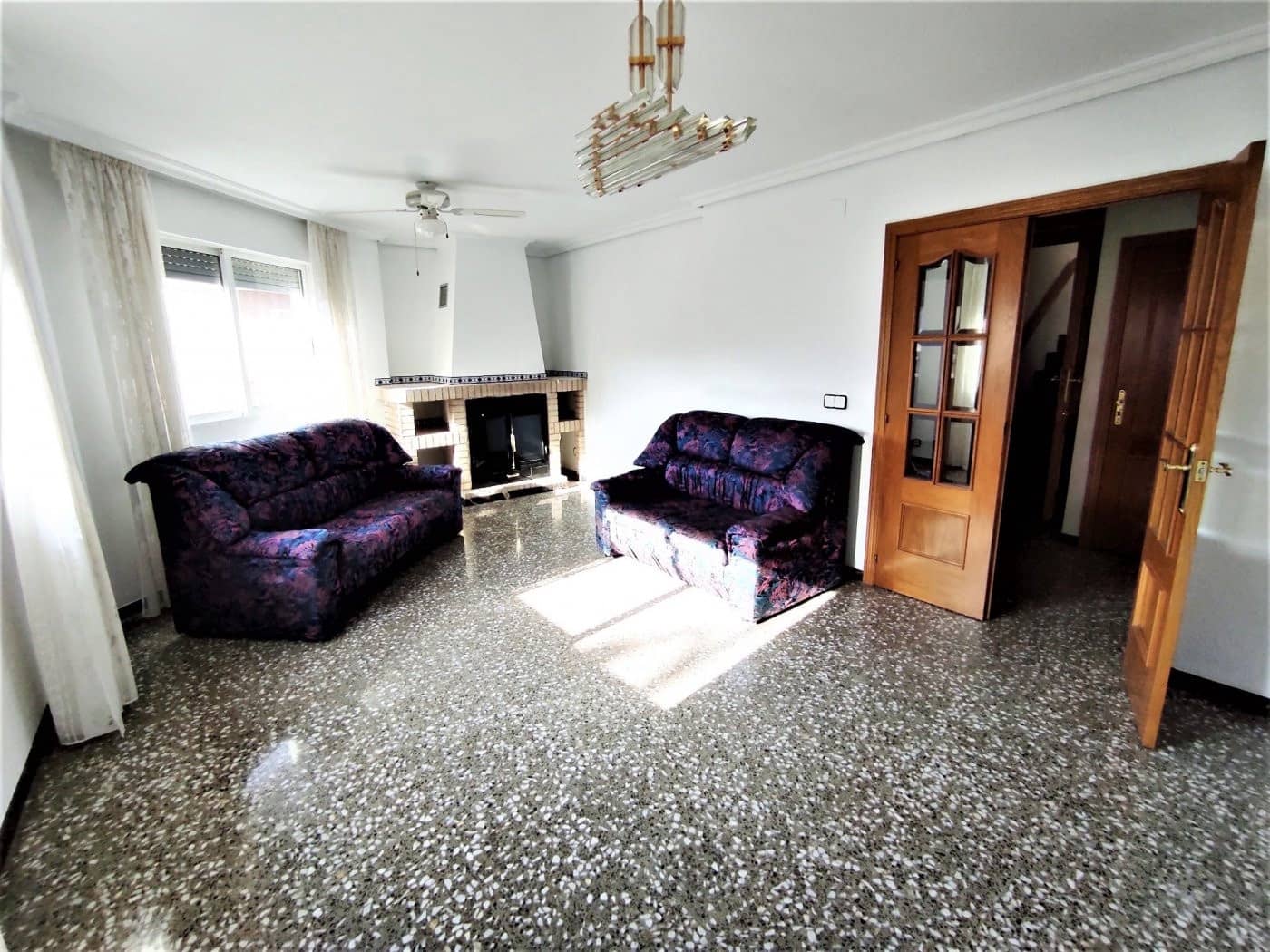 3 soveværelse Rækkehus til salg i Petrel / Petrer med garage - € 179.260 (Ref: 6196299)