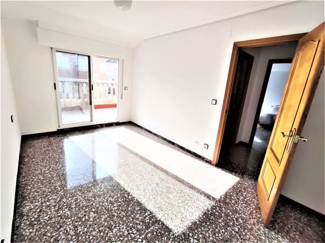 3 sovrum Radhus till salu i Petrel / Petrer med garage - 179 260 € (Ref: 6196299)