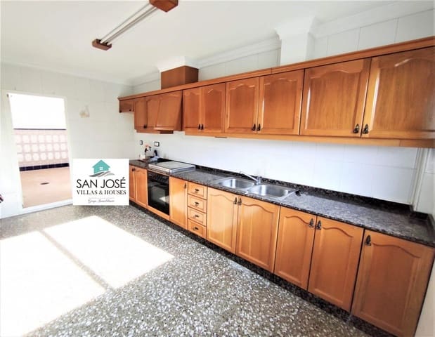 3 sovrum Radhus till salu i Petrel / Petrer med garage - 179 260 € (Ref: 6196299)