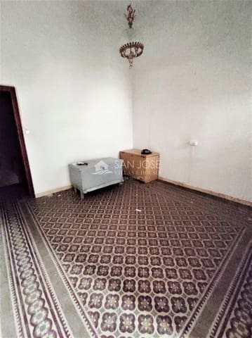 7 bedroom Townhouse for sale in Novelda - € 146,050 (Ref: 6196514)