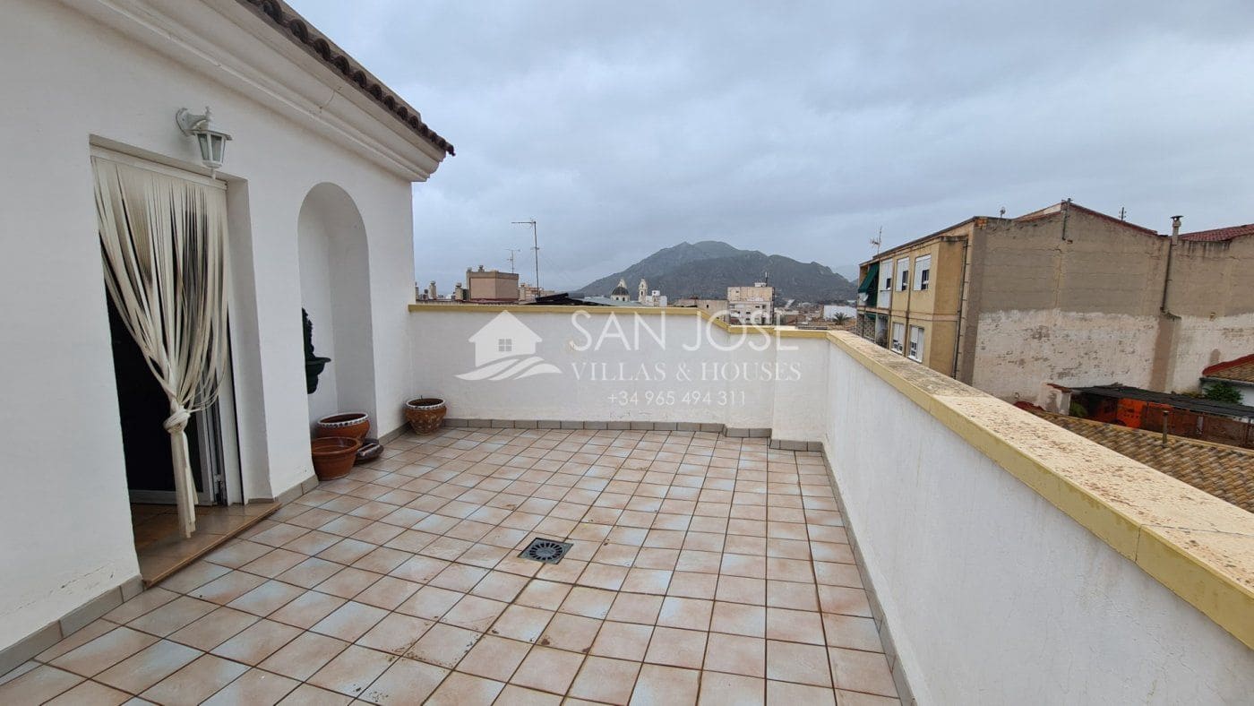 4 soveværelse Villa til salg i Elda med garage - € 235.000 (Ref: 6196646)