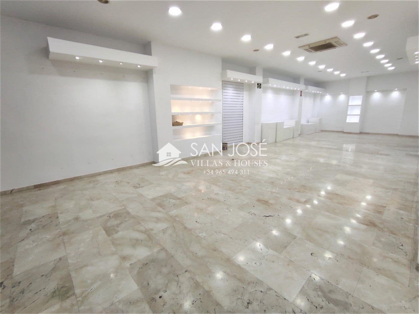 Comercial para venda em Novelda - 178 000 € (Ref: 6196668)