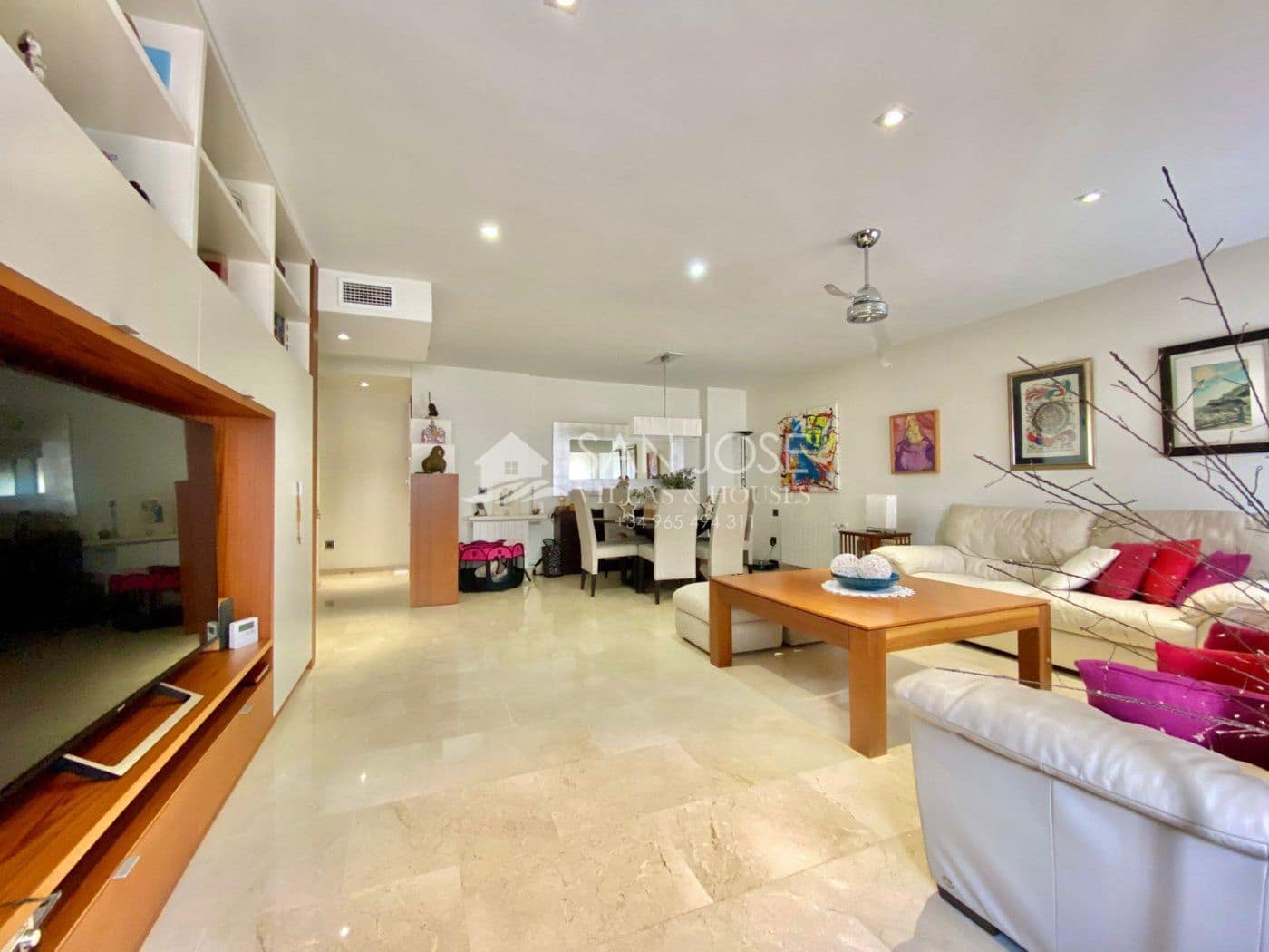 4 bedroom Flat for sale in Murcia city with garage - € 922,500 (Ref: 6196693)