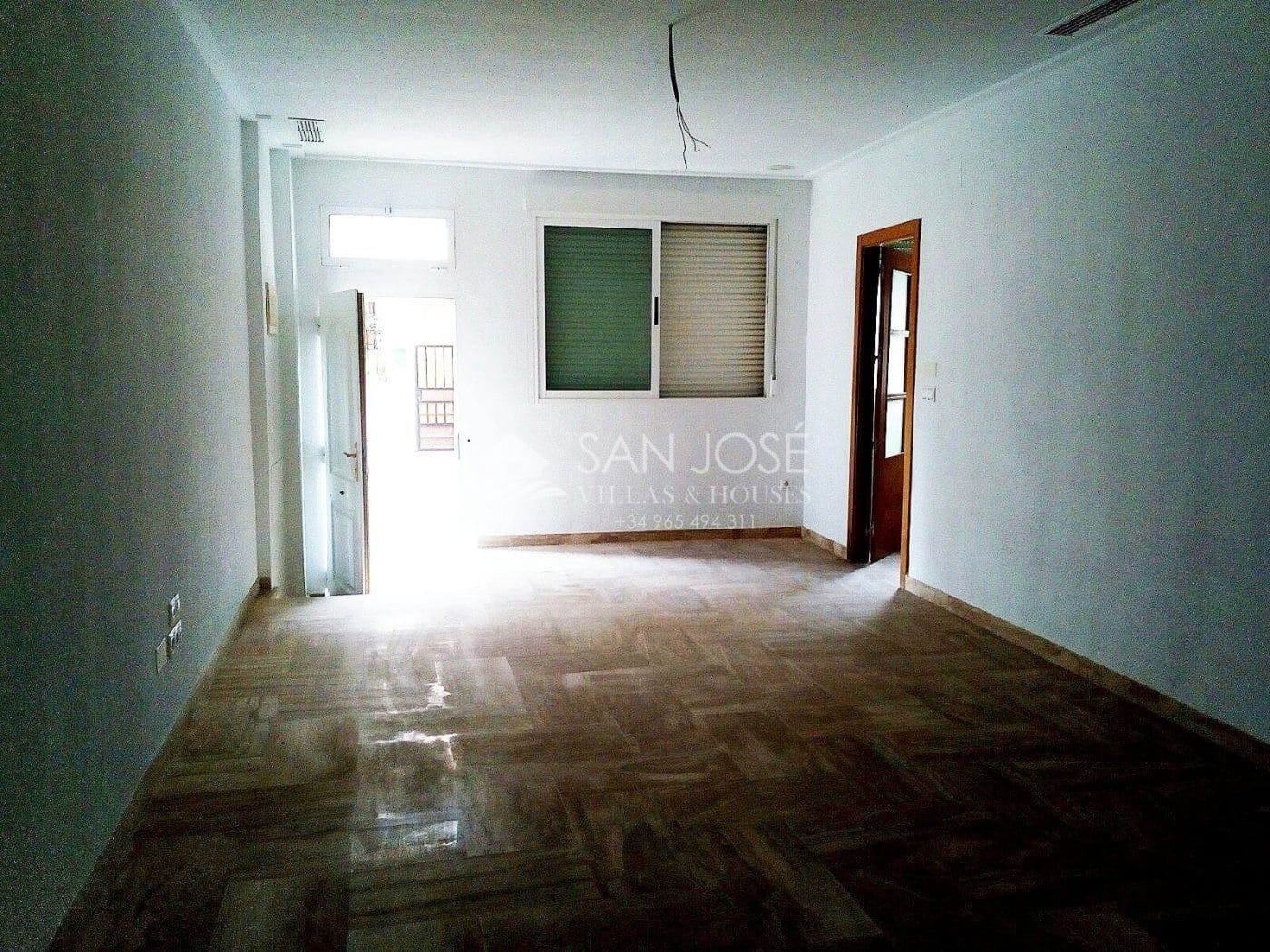 3 bedroom Flat for sale in Elche / Elx - € 149,999 (Ref: 6196718)