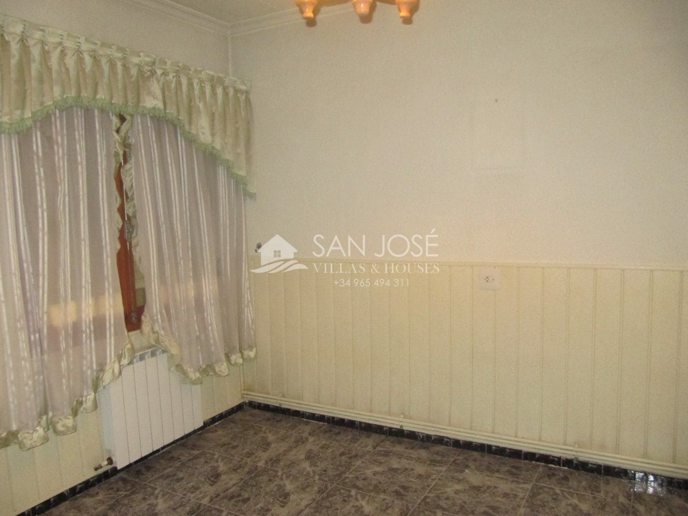 7 bedroom Townhouse for sale in Pinoso - € 126,000 (Ref: 6196976)