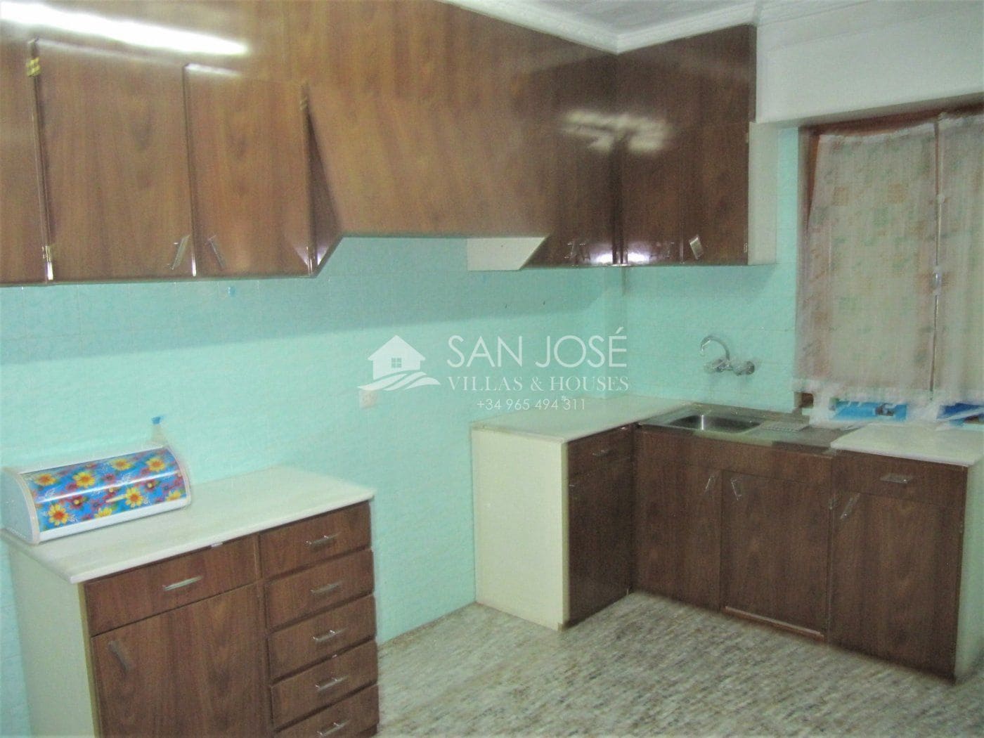 7 bedroom Townhouse for sale in Pinoso - € 126,000 (Ref: 6196976)