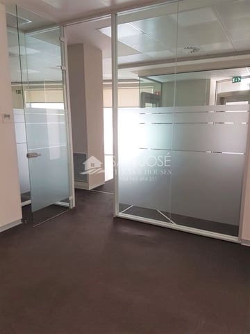 Erhverv til leje i Novelda - € 1.300 (Ref: 6197096)