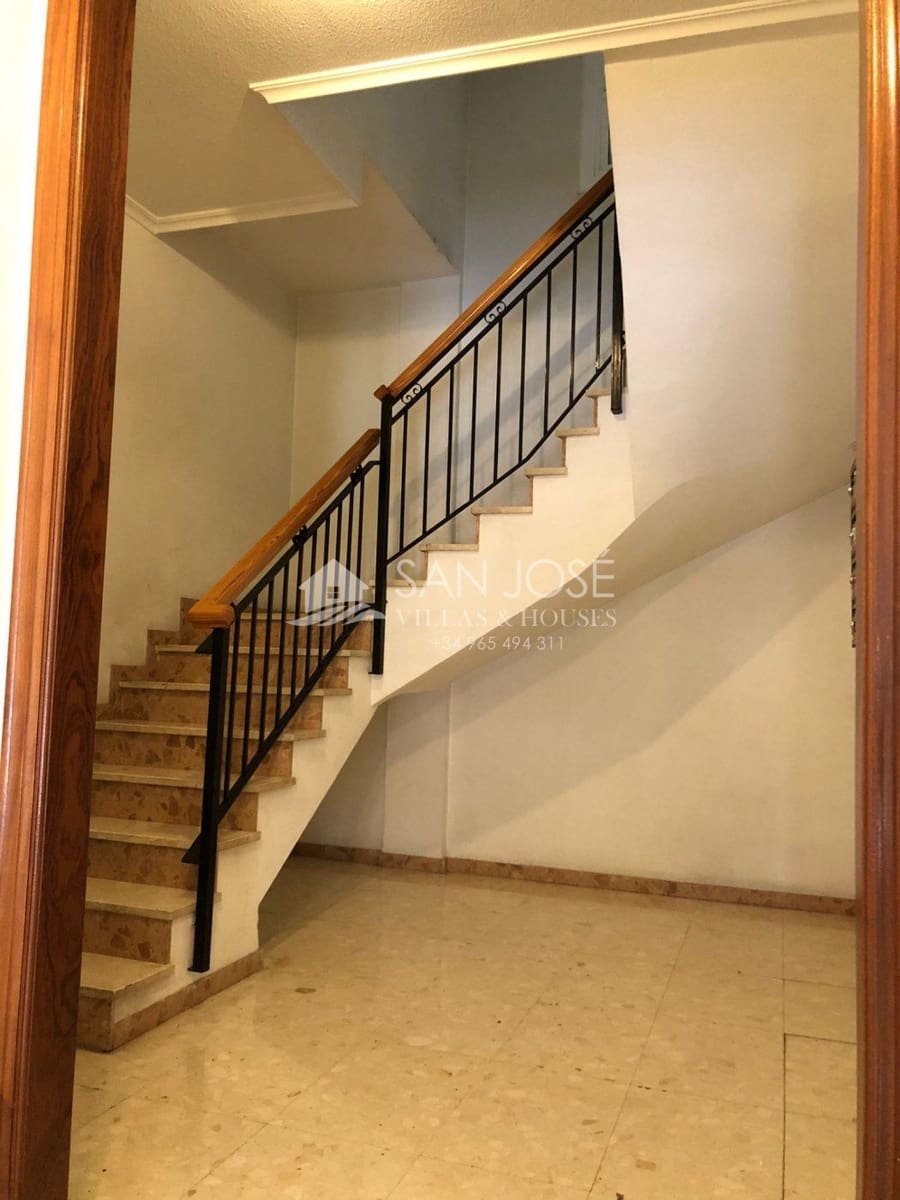 4 quarto Apartamento para venda em Crevillente / Crevillent com garagem - 136 000 € (Ref: 6197202)