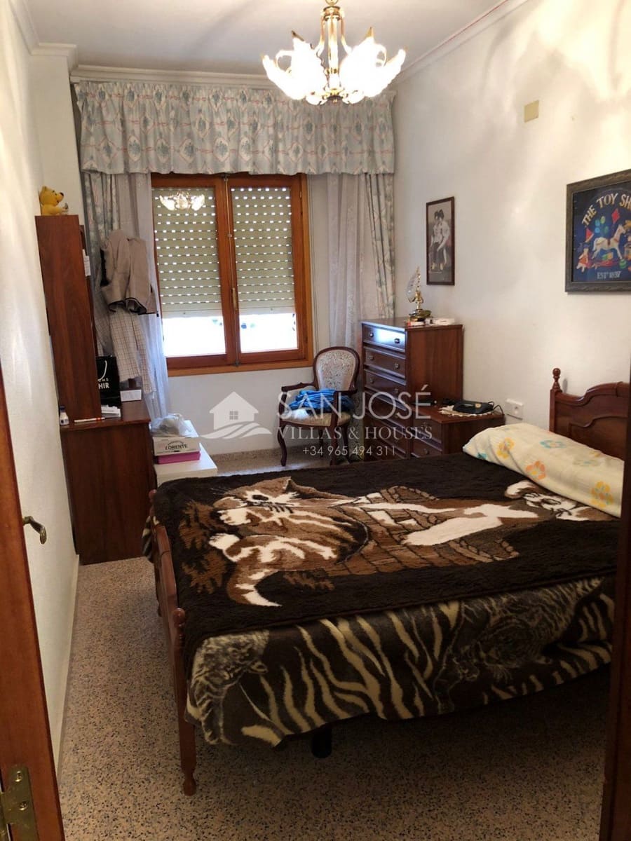 4 quarto Apartamento para venda em Crevillente / Crevillent com garagem - 136 000 € (Ref: 6197202)