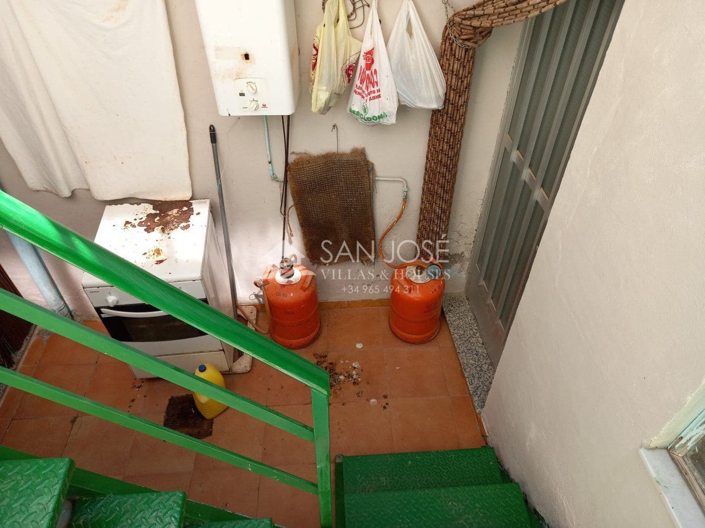 4 slaapkamer Finca/Landhuis te koop in Monovar / Monover - € 137.260 (Ref: 6197416)