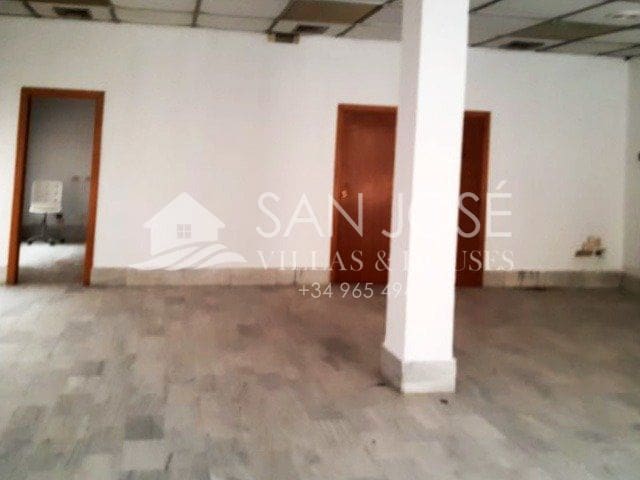 Commerciale in vendita in Monóvar / Monóver - 50.000 € (Rif: 6231867)