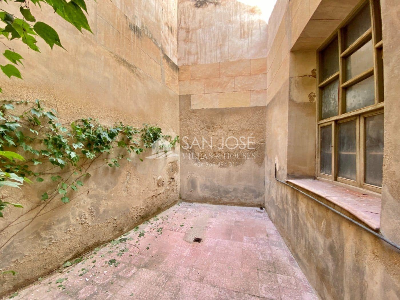 8 soverom Hus til salgs i Aspe - € 490 000 (Ref: 6301122)