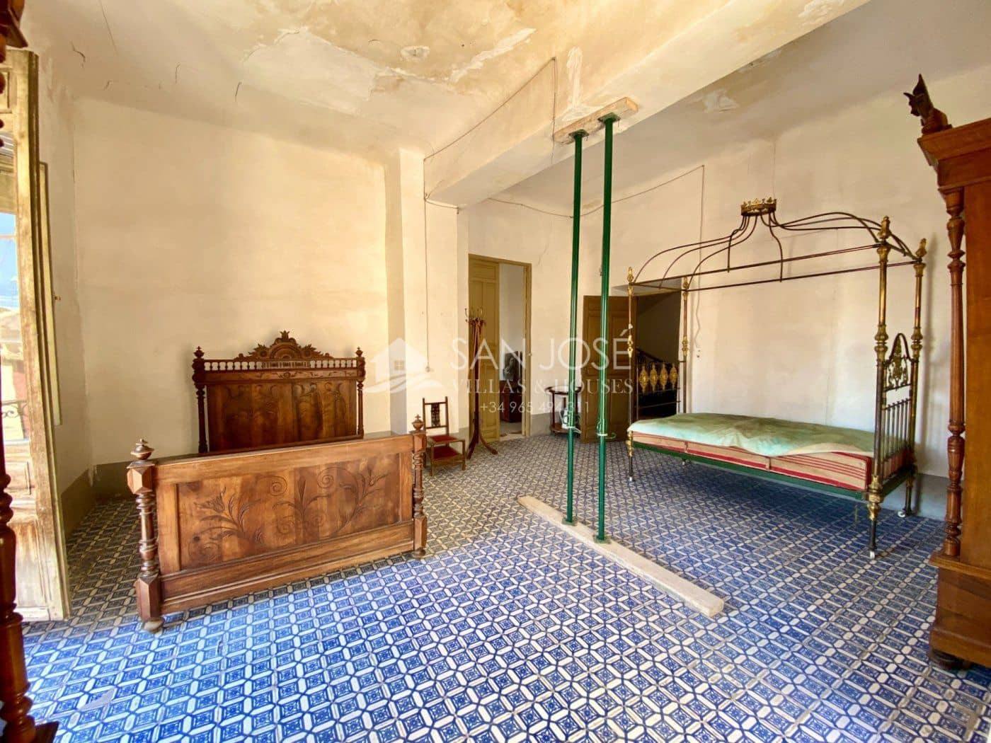 8 soverom Hus til salgs i Aspe - € 490 000 (Ref: 6301122)