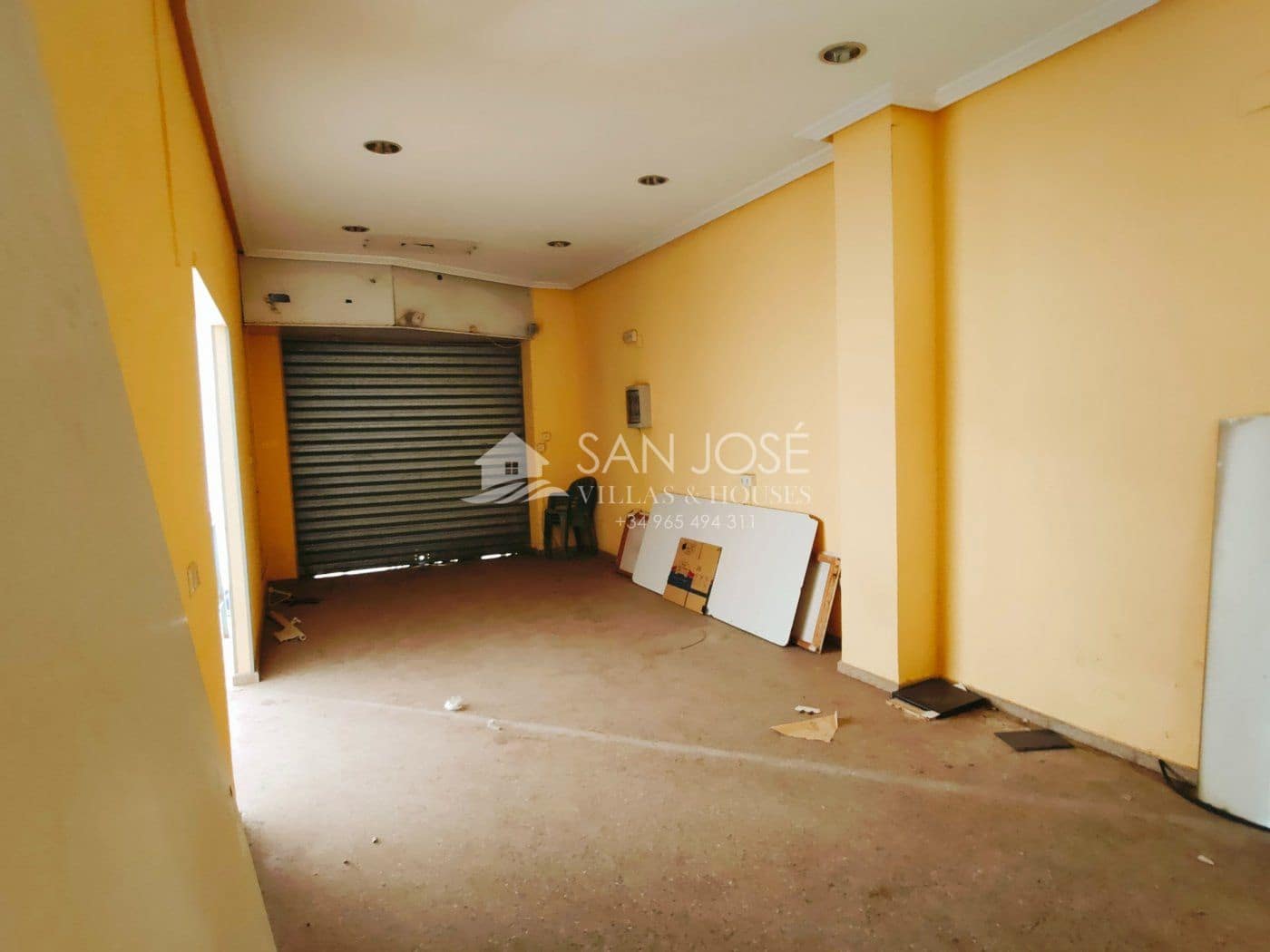 Commerciale in vendita in Monforte del Cid - 71.050 € (Rif: 6488771)