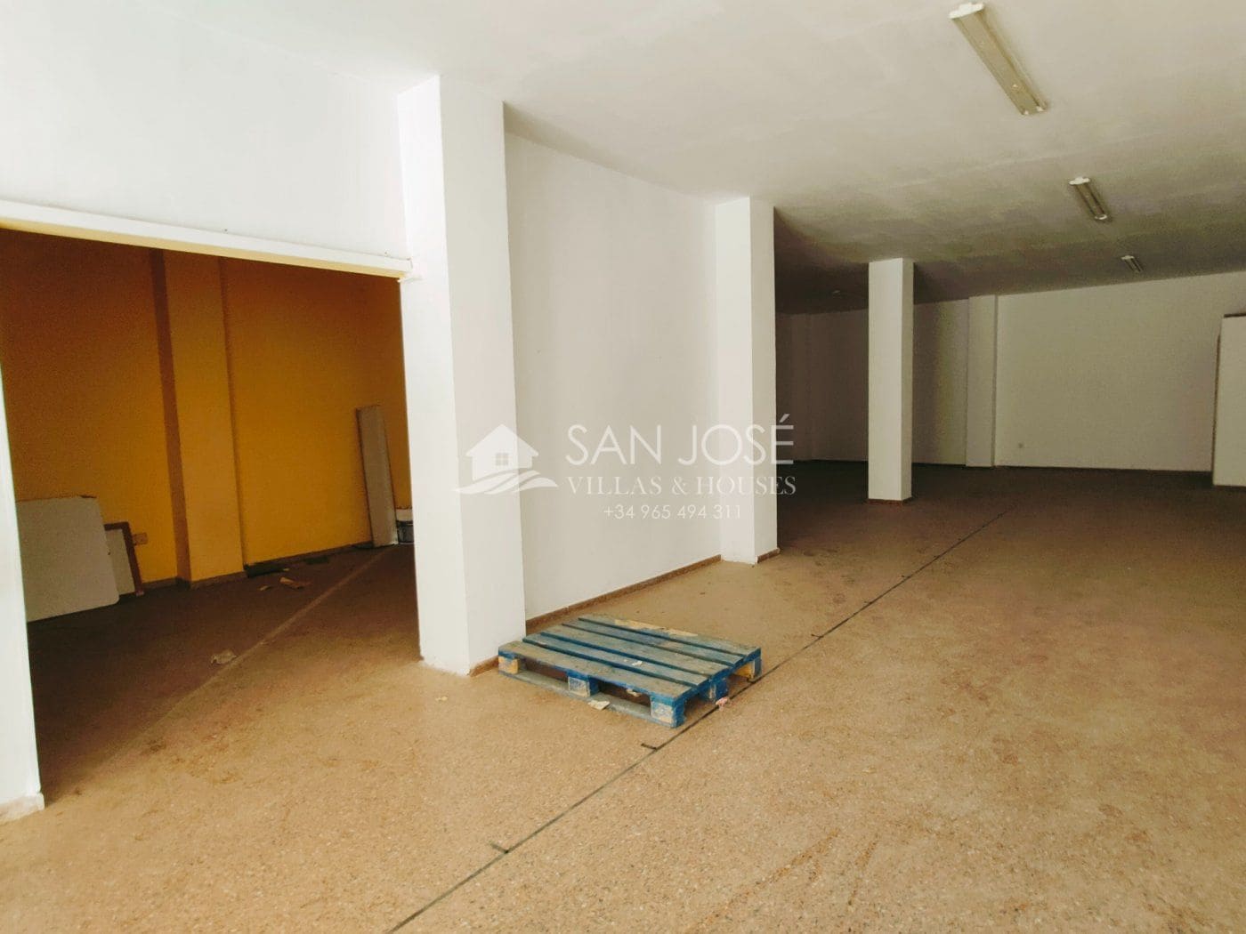 Commerciale in vendita in Monforte del Cid - 71.050 € (Rif: 6488771)