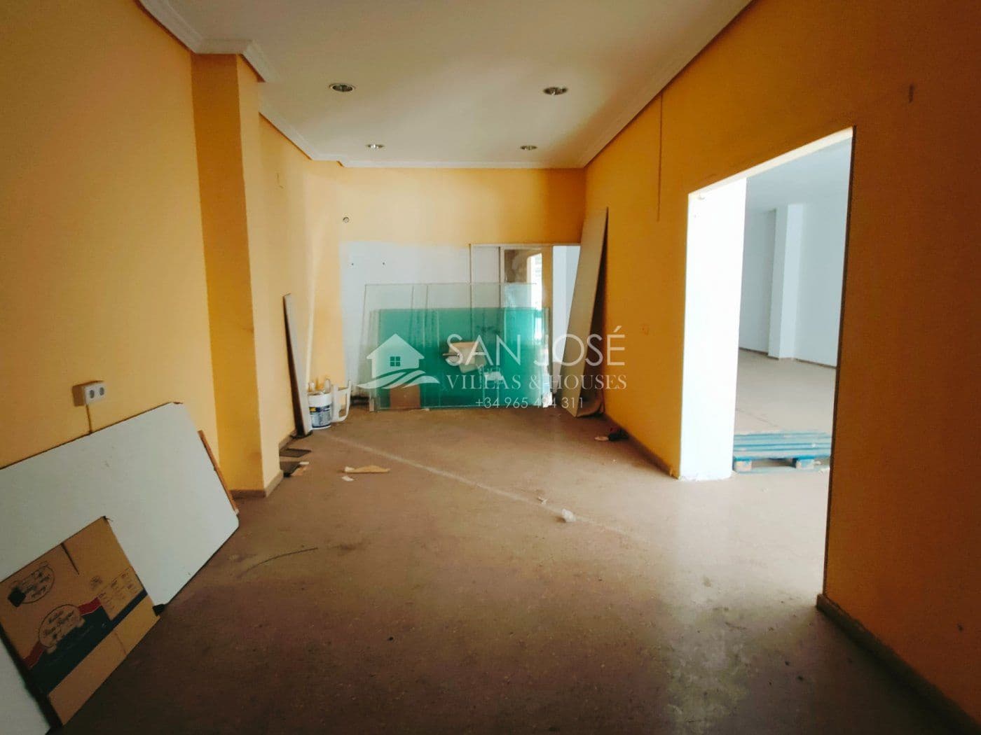 Commerciale in vendita in Monforte del Cid - 71.050 € (Rif: 6488771)