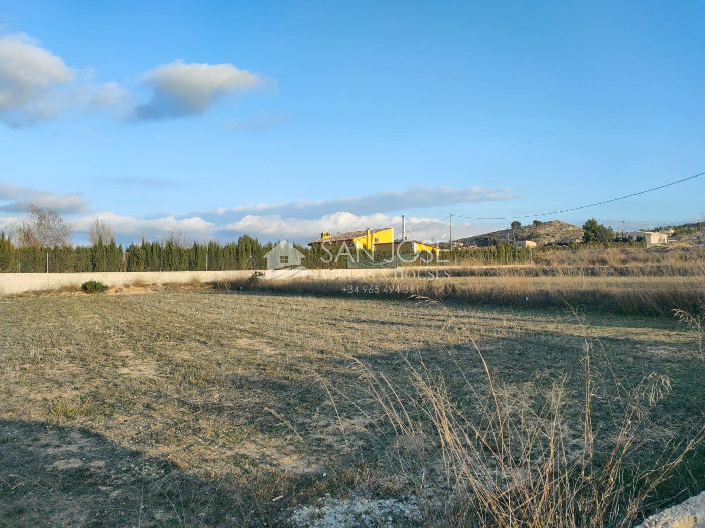 Mark till salu i Aspe - 26 780 € (Ref: 6641365)