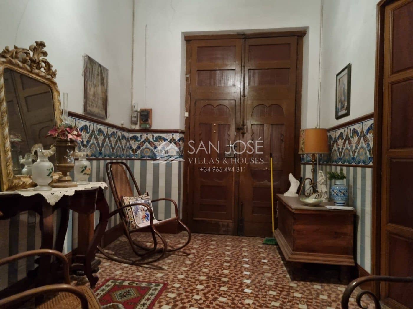 5 soveværelse Byhus til salg i Monforte del Cid - € 307.260 (Ref: 6660166)