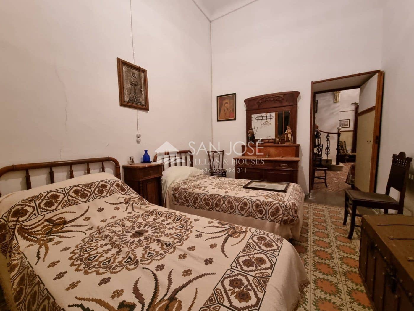 5 soveværelse Byhus til salg i Monforte del Cid - € 307.260 (Ref: 6660166)