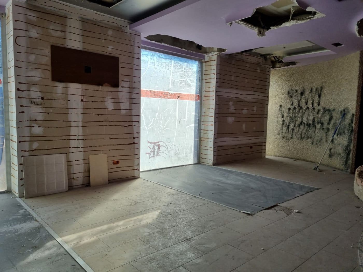 Local Commercial à louer à Monovar / Monover - 600 € (Ref: 6667886)