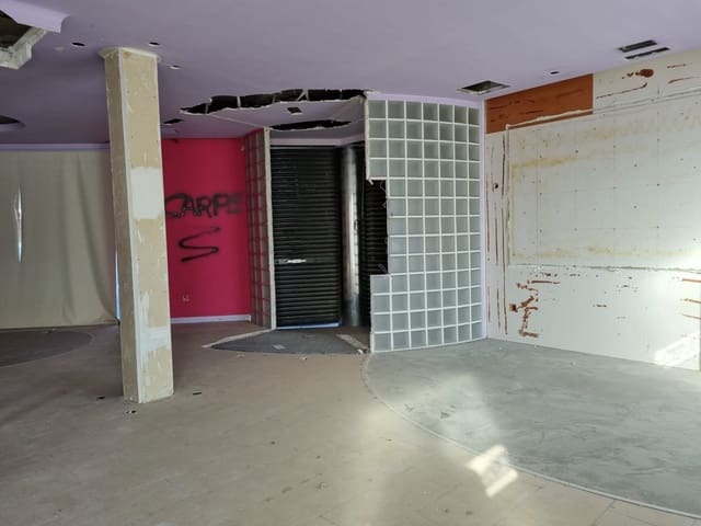 Erhverv til leje i Monóvar / Monóver - € 600 (Ref: 6667886)